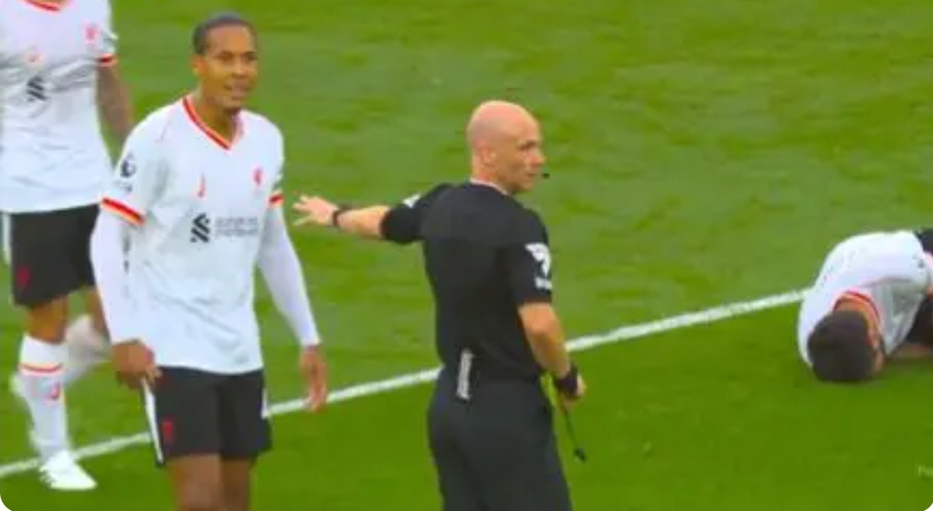 Video: Van Dijk Sets the Tone for Martinez Following Aggressive Tackle